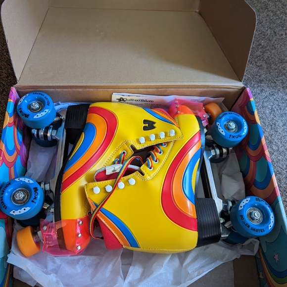 SOLD - Moxi Rainbow Rider Roller Skates - Picture 2 of 7